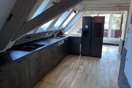 Exklusive 4 Zimmer Wohnung mit Hauscharakter in zentraler Lage - Kempten (Allgäu) Auf der Halde