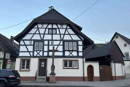 Haus zum Kaufen in Sasbach 549.000,00 € 271 m²
