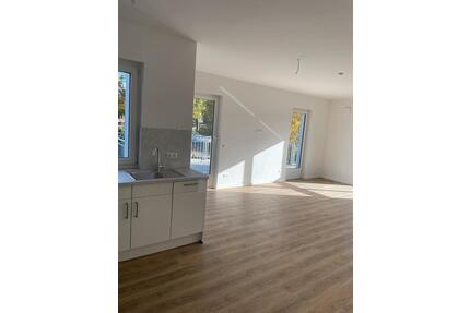 Helle, moderne 2 Zimmerwohnung mit großer Dachterrasse - Erkner