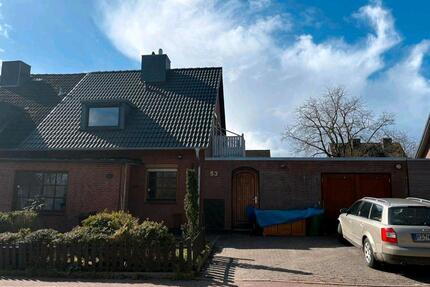 Charmante Doppelhaushälfte mit Garage in Dänischenhagen - Osdorf