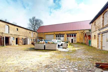 Haus zum Kaufen in Niedergörsdorf 498.000,00 € 210 m²