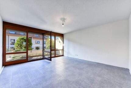 +++ hell & sonnig - hochwertig modernisiert - grün & ruhig - SüdWest-Balkon - inklusive Einbauküche & TG-Stellplatz +++ - Ludwigsburg Ost