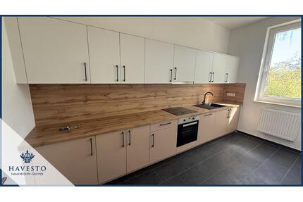 Moderne Traumwohnung mit Design-Einbauküche, Badewanne & großen Fensterflächen - perfekt für Singles - Magdeburg