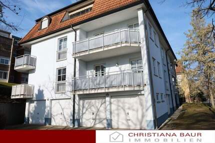 BEZUGSFREI UND ZENTRAL: 2,5-Zi. DG Balingen