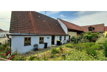 Haus mit Scheune, alte Hofstelle, sanierungsbed. in Bertoldsheim - Adelschlag