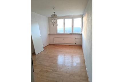 Schönes WG Zimmer - 330,00&nbsp;EUR Kaltmiete, ca.&nbsp; 14,00&nbsp;m&sup2; in Roding (PLZ: 93426)