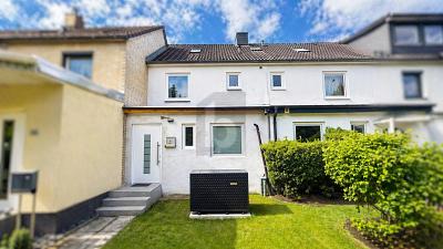 FRISCH SANIERTES FAMILIENGLÜCK - 690.000,00&nbsp;EUR Kaufpreis, ca.&nbsp; 130,00&nbsp;m&sup2;&nbsp;Wohnfl&auml;che in Hamburg Farmsen-Berne (PLZ: 22159)