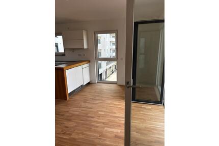 Traumhafte 2-Zimmer-Wohnung mit Design-Küche - Wesseling