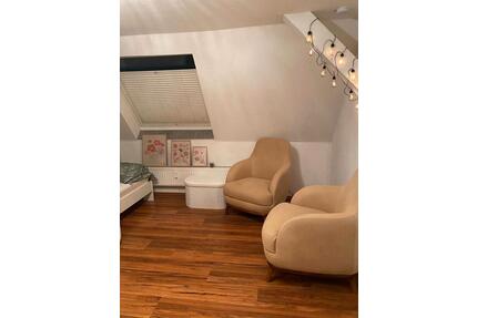 WG Zimmer zu vermieten - 440,00&nbsp;EUR Kaltmiete, ca.&nbsp; 24,00&nbsp;m&sup2; in Villingen-Schwenningen (PLZ: 78056)