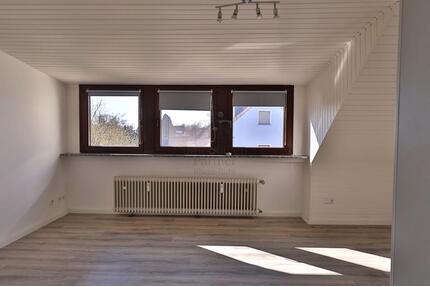 Helle Wohnung im DG #11 - 460,00&nbsp;EUR Kaltmiete, ca.&nbsp; 56,00&nbsp;m&sup2; in Oberhausen (PLZ: 46047) Alt-Oberhausen