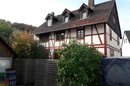 Stadtnahes Generationenhaus Fachwerk mit Garten & Bootssteg - Staufenberg