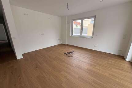 Wohnung zum Mieten in Zwickau 1.377,00 € 106.16 m²