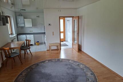 Einliegerwohnung, sep. Eingang,Teilmöbliert, inkl.Stellplatz. - Reichshof