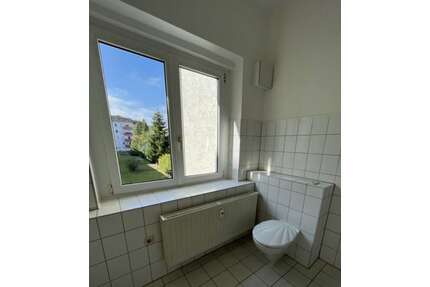 Wohnung zum Mieten in Plauen 208,75 € 40.3 m²