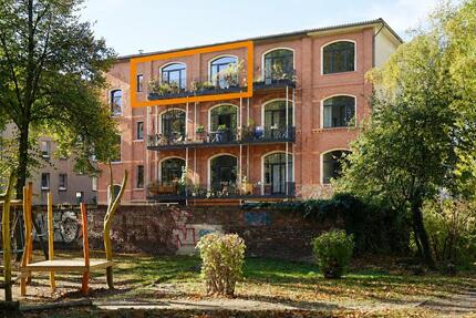 Wunderschöne 1,5 Zi-WHG mit großem Süd-Ost-Balkon - Bochum