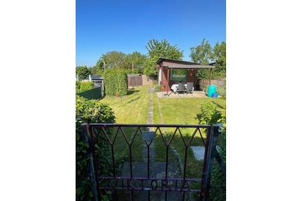 Garten mit Hütte - 1.500,00&nbsp;EUR Kaltmiete, ca.&nbsp; 0,00&nbsp;m&sup2; in Einbeck (PLZ: 37574)