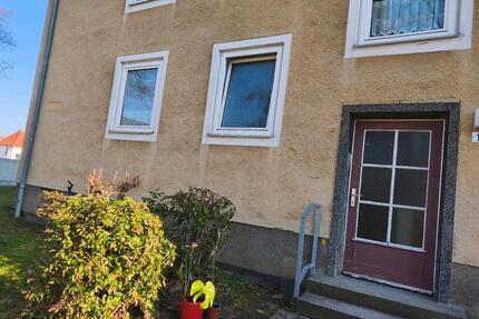 3 zimmer Erdgescwohnung in Salzgitter-Lebenstedt-mobiliert