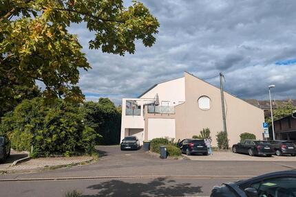 Helle, gepflegte 142 m² Wohnung mit Süd-Terrasse & Garage ab 1.12 - Bad Sobernheim