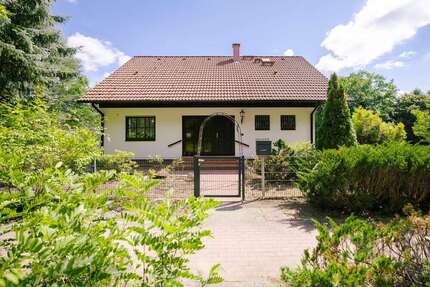 Haus zum Kaufen in Borkheide 382.000,00 € 160 m²