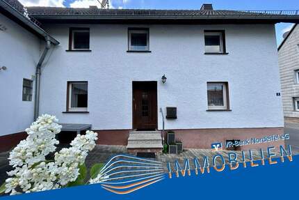 Ihre Wohlfühloase wartet! Doppelhaushälfte mit Garten im idyllischen Dorf Uedelhoven. - Blankenheim - Uedelhoven