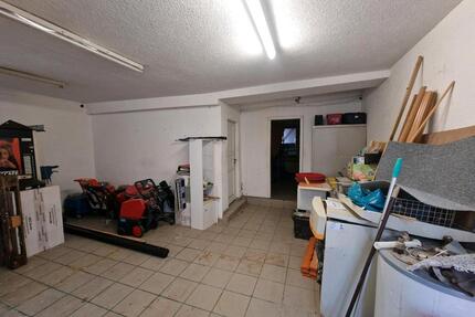2-Zimmer Wohnung Gewerberaum ideal für Lager, Laden Café Bar .. - Tuttlingen
