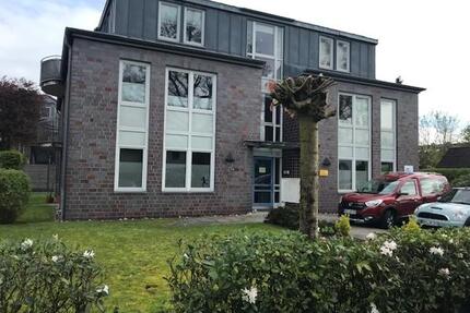 gemütliche Dachgeschoßwohnung - 580,00&nbsp;EUR Kaltmiete, ca.&nbsp; 61,00&nbsp;m&sup2; in Oldenburg (PLZ: 26131) Eversten