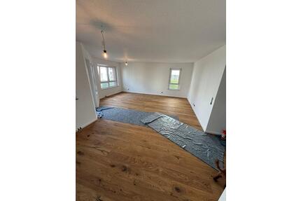 Saniert, ruhig, grün, zentrale 3 Zimmer Wohnung - Böblingen