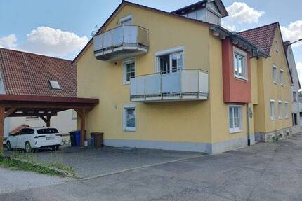 Mehrfamilienhaus mit 5 Wohneinheiten in Reichenberg!