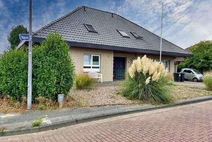 Haus zum Kaufen in Stade 520.000,00 € 223 m²