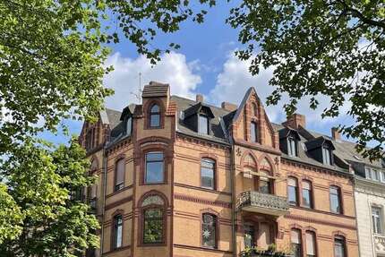 Wohnung zum Mieten in Wiesbaden 990,00 € 107 m²