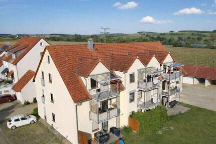 2-Zimmer-Eigentumswohnung mit Garage und KFZ-Stellplatz #8 - Wassertrüdingen