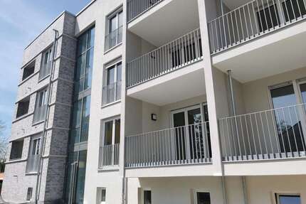 Wohnung zum Mieten in Hattersheim 1.300,00 € 95.92 m²