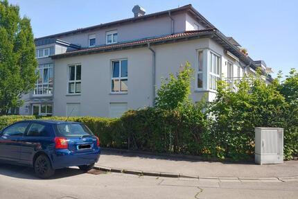 Schöne 3 Zimmer Wohnung (EG mit Garten) in Haunstetten - Augsburg Haunstetten-Siebenbrunn