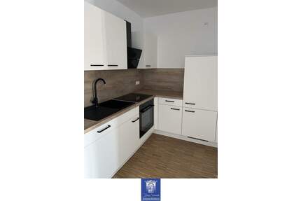 Erstbezug! Hochwertig ausgestatte Neubauwohnung mit Terrasse und Fußbodenheizung! - Arnsdorf