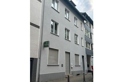 Attraktives Mehrfamilienhaus mit Büroflächen im Zentrum von Essen