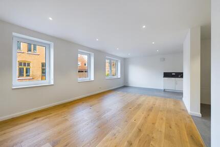 Wohlfühlen ohne Hindernisse – exklusive Erdgeschosswohnung mit A+ Effizienz und Terrasse - Husum