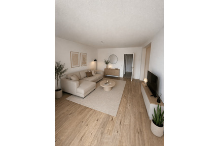 Große 3 Zimmer Wohnung mit Balkon, Aufzug und viel Potenzial in zentraler Lage von Fürth