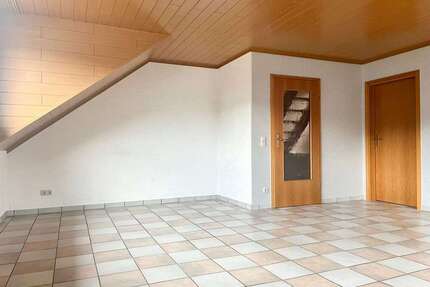 Wohnung zum Mieten in Scheuerfeld 590,00 € 104 m²