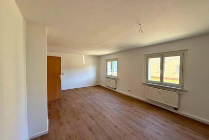 Erstbezug nach Renovierung - großzügige 3Z Wohnung in toller Lage - Zwenkau