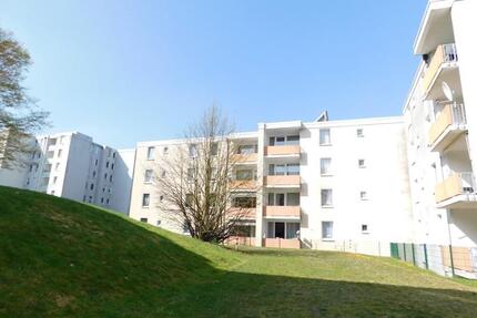 Gemütliche 2-Zi.-Whg. mit neuem Boden und sonniger Loggia - Wuppertal Gemarkung Vohwinkel