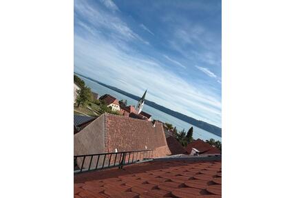 Helles WG-Zimmer (ca. 25 m²) mit Bodenseeblick in Sipplingen