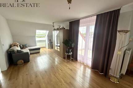 Wohnung zum Mieten in Oschersleben 360,00 € 64.27 m²