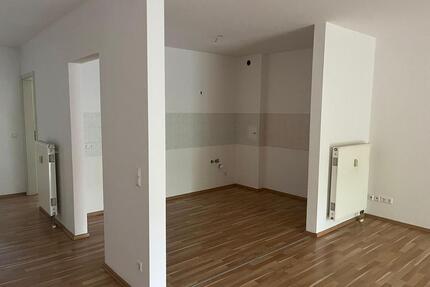 Mietwohnung mit Balkon - 490,00&nbsp;EUR Kaltmiete, ca.&nbsp; 79,00&nbsp;m&sup2; in Bischofswerda (PLZ: 01877)