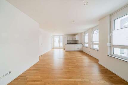 Wohnung zum Mieten in Ludwigsburg 1.300,00 € 100 m²