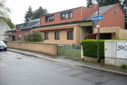 schönes Zweifamilienhaus mit Potenzial - Düren Rölsdorf