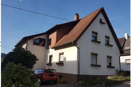 Drei Zimmerwohnung m. Stellplatz - Gaggenau