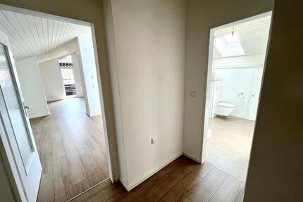 64qm Dachgeschoßwohnung mit Bergblick - Bergen