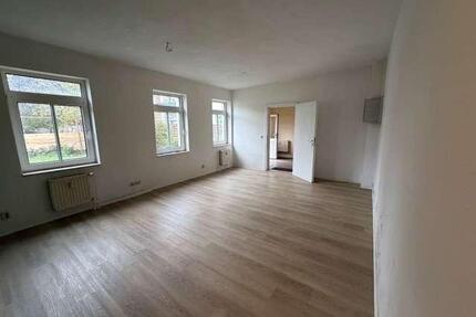 Schwerin-WERDERVORSTADT - 2 - Zimmer - EG - Wohnung im Hinterhaus