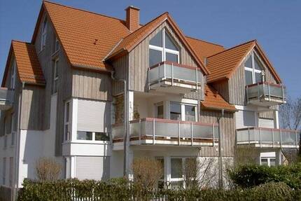 Großzügig geschnittene 3 Raum-Wohnung im 1. OG - Ilmenau