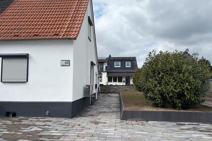 Haus zu vermieten - 1.100,00&nbsp;EUR Kaltmiete, ca.&nbsp; 91,00&nbsp;m&sup2; in Andernach (PLZ: 56626)